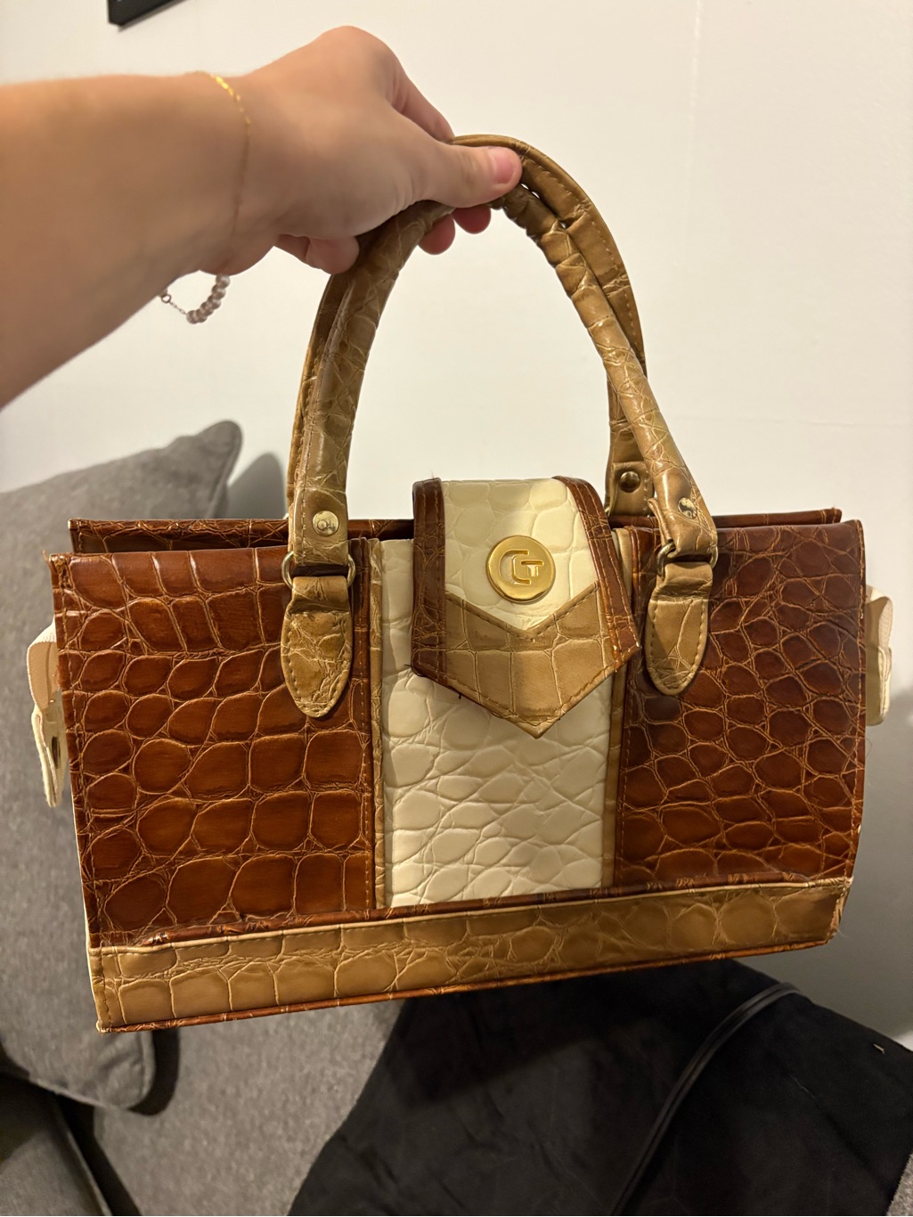 Chateau Brown Faux Crocodile Leather Handbag Luxury Crocodile Chateau Brown Faux Crocodile Leather Handbag Luxury Crocodile